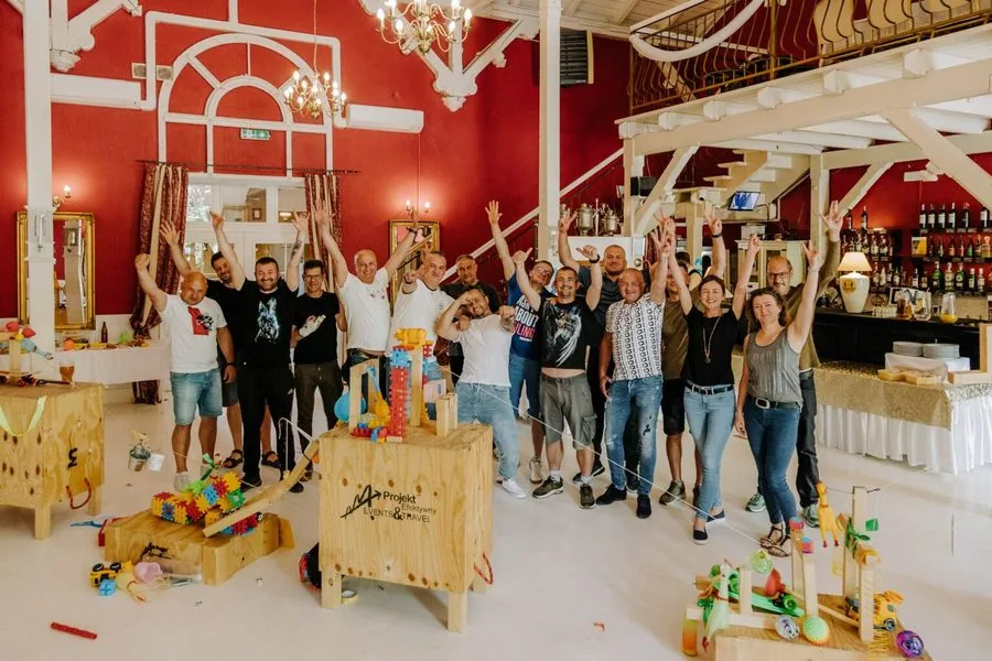 Team building - integracja firmowa, gry zespołowe